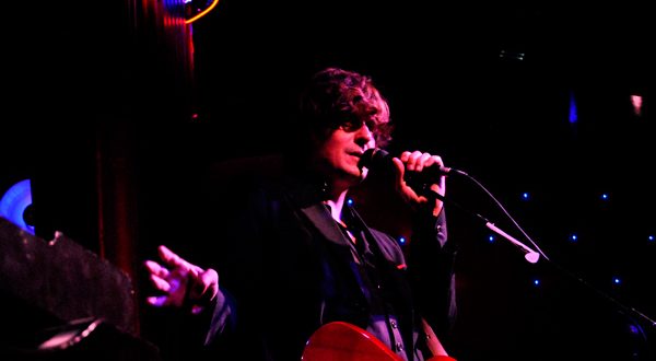 Nacho Vegas. Sala Oasis, 1/4/11, Por Jaime Oriz
