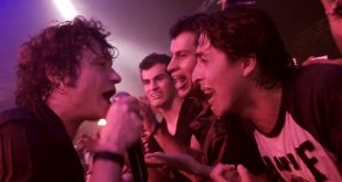 Enrique Bunbury en "El camino más largo"
