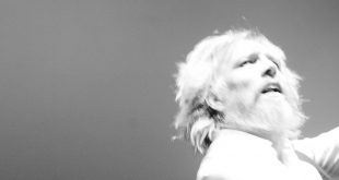 Elefantes el 27 de mayo de 2017 en el Teatro de las Esquinas. Foto, Ángel Burbano