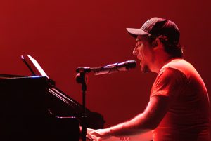 Cuti en su actuación durante los IX Premios de la Música Aragonesa en el Teatro Principal