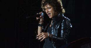 Héroes del Silencio en su primer concierto en Guatemala, 15 de septiembre 2007