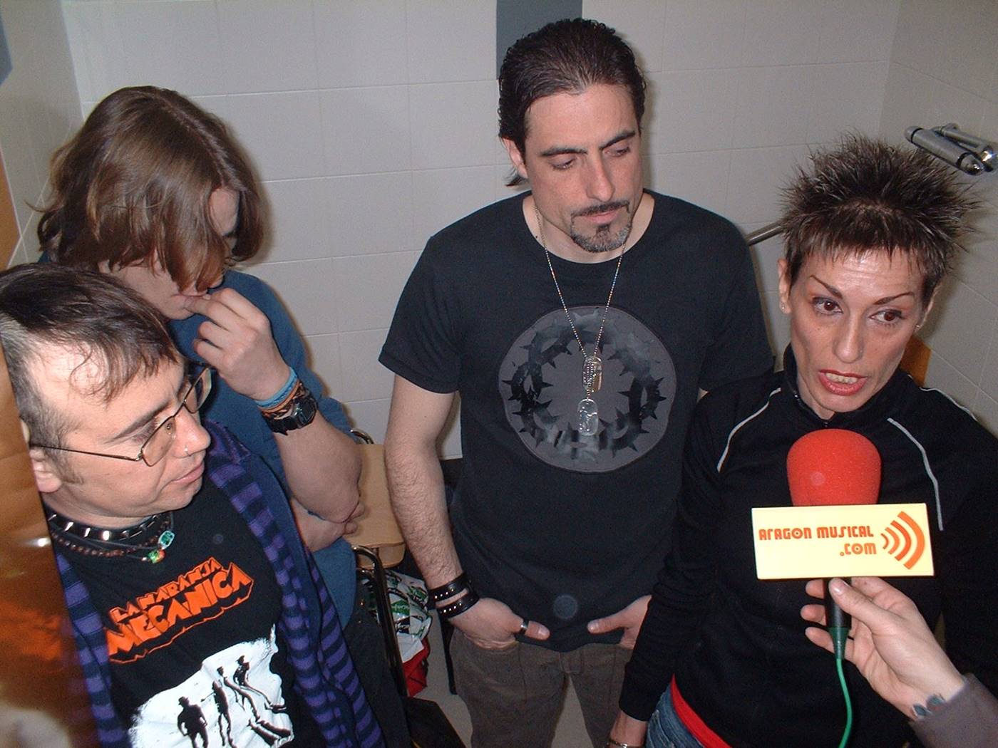Los Monos, con Teresa Auserón a la voz, entrevistados por Aragón Musical en 2005.