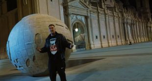 Fotograma del videoclip 'Pequeñas dosis' de Kase.O