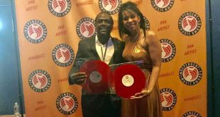 Ludmila Mercerón y Ronald Mente en los 27º Independent Music Awards