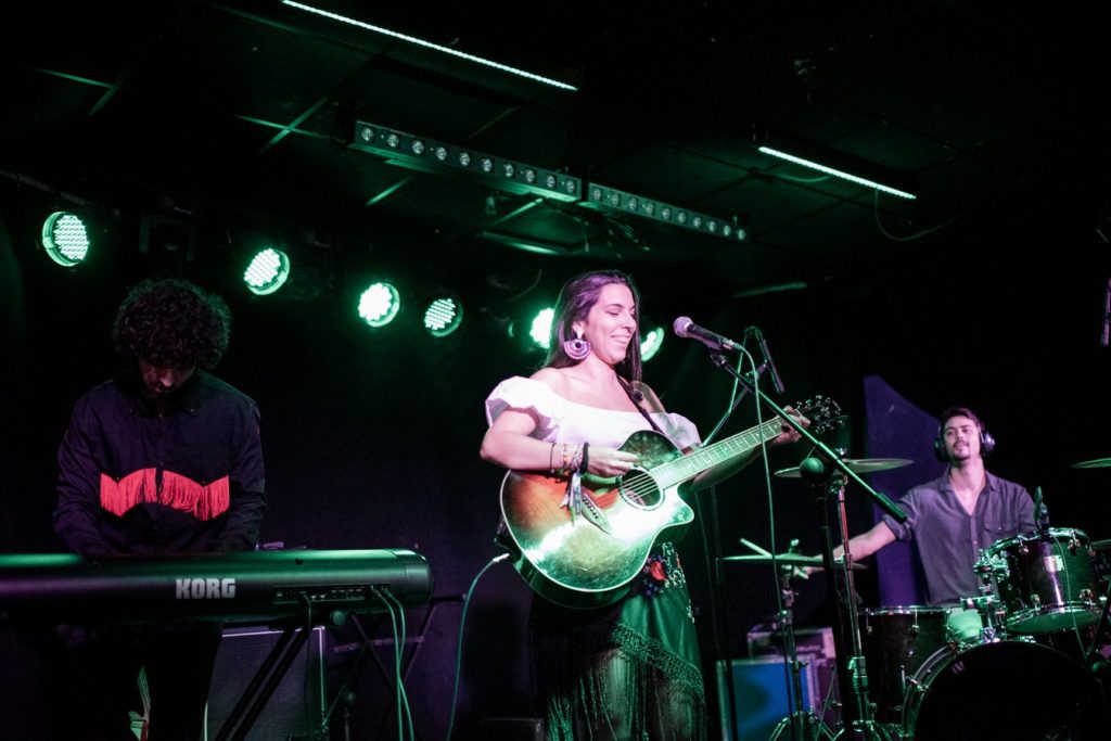 Indios y Banqueros. Festival de Ida y Vuelta el 18 octubre de 2019 en la Sala López. Foto, Ángel Burbano