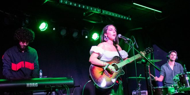Indios y Banqueros. Festival de Ida y Vuelta el 18 octubre de 2019 en la Sala López. Foto, Ángel Burbano