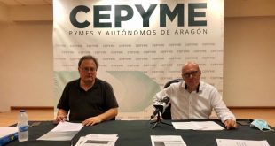 Durante la rueda de prensa de presentación, de izquierda a derecha: Luis Ángel Almárcegui, Presidente de la Asociación Silvis, y José Manuel Glaria, Secretario.