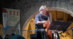 Jordi Savall en el 30º Festival en el Camino de Santiato. Foto, Raquel G Canes