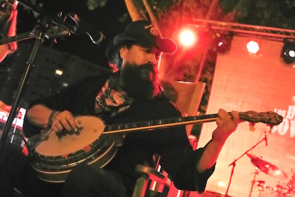 Los Drunken Cowboys. Parque Bruil, Zaragoza 12/10/22. Por Luis Lorente