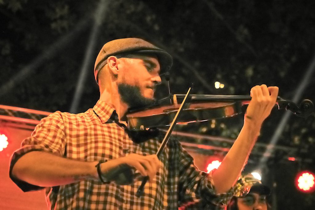 Los Drunken Cowboys. Parque Bruil, Zaragoza 12/10/22. Por Luis Lorente