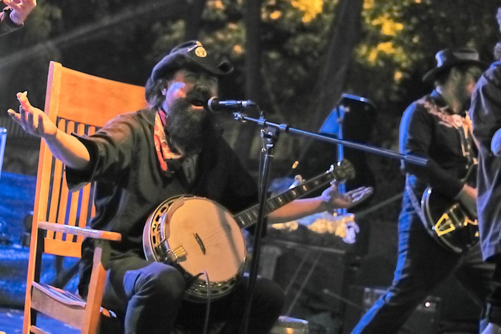 Los Drunken Cowboys. Parque Bruil, Zaragoza 12/10/22. Por Luis Lorente