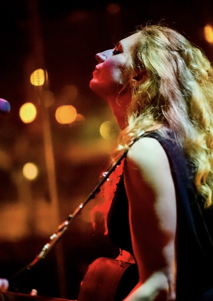 Tori Sparks. El corazón verde, Zaragoza 25/2/23. Foto, Ángel Burbano