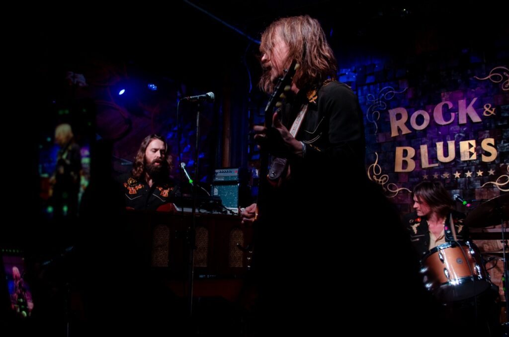DEWOLFF + The Grand East. Rock&Blues, Zaragoza 24/2/23. Foto, Raquel Muñoz