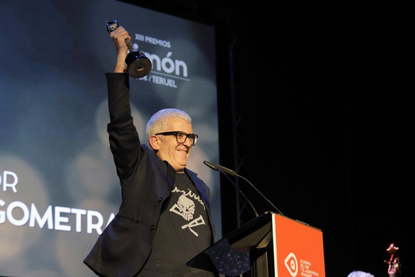 J. Alberto Andrés Lacasta, realizador del documental de Manolo Kabezabolo en los XIII Premios Simón del Cine Aragonés.