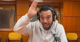 Sharif Fernández durante la entrevista junto a Rapsusklei hablando de su disco conjunto 'La música de los días rotos'. Por Aragón Musical.