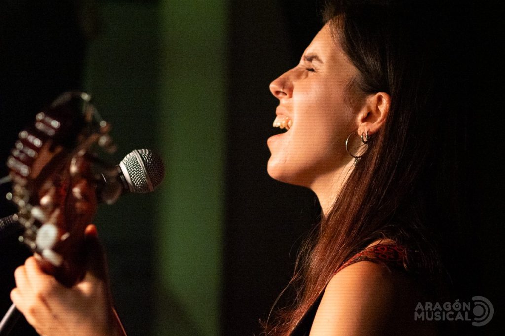 Ester Vallejo SOS Refugiados - Via Lactea - Luis Lorente para Aragón Musical